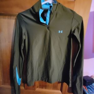 Girls under armour pullover